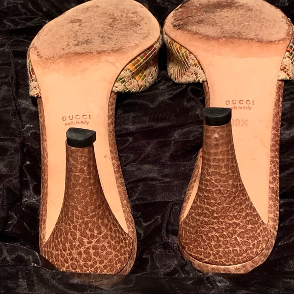 GUCCI Signature Horse-bit Leather-Weave Mules - Picture 14 of 16